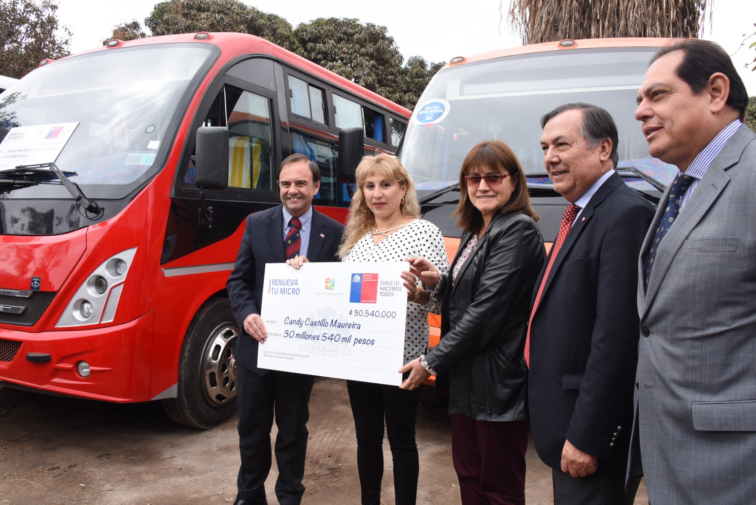 Cerro micros y taxis 2018.JPG