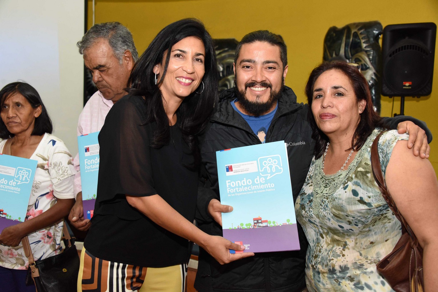 ENTREGA CHEQUES 2017.JPG