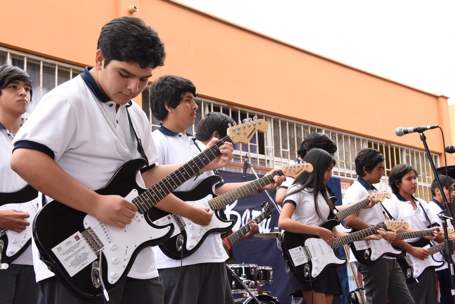 LICEO B4.JPG
